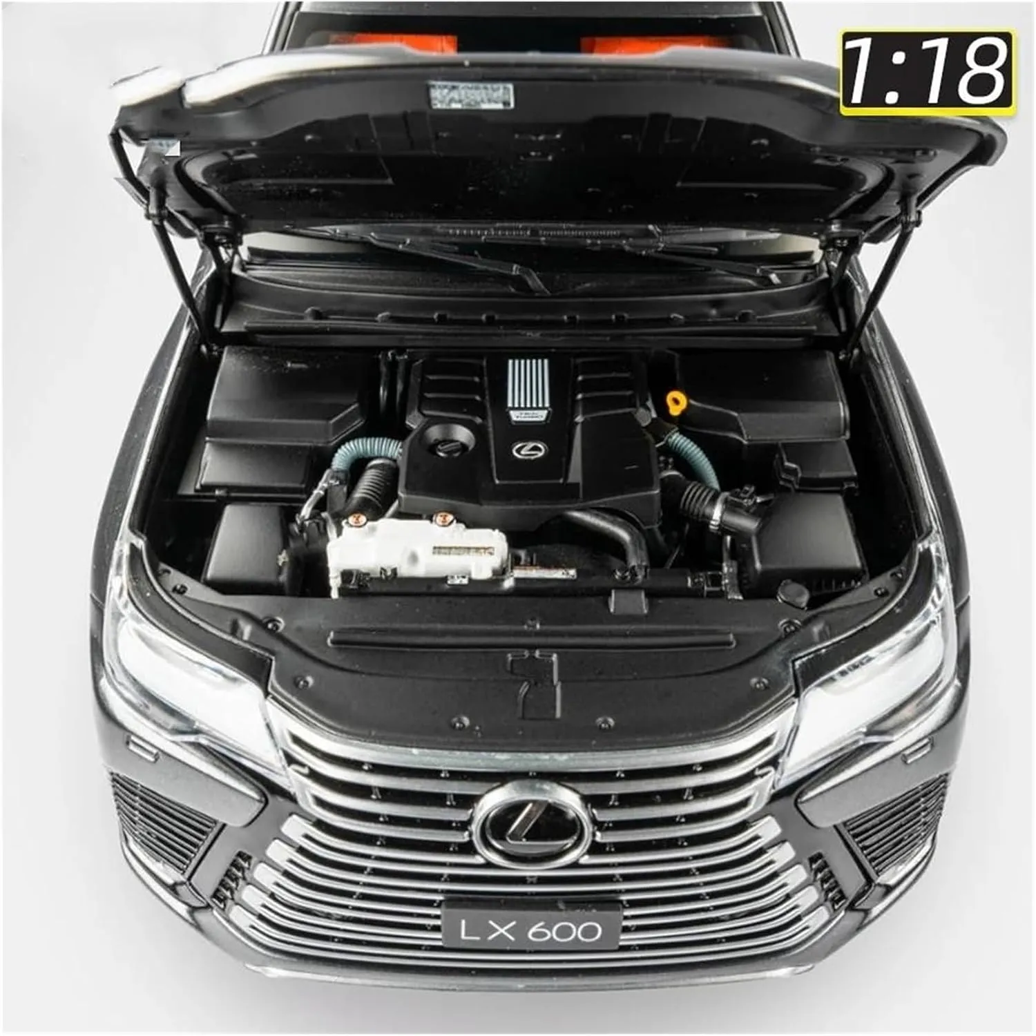 1 18 for Lexus LX600 SUV Alloy Car Model Static Decoration Collection Metal Material Decorations Non-Remote App Controlled Toys(Silver)