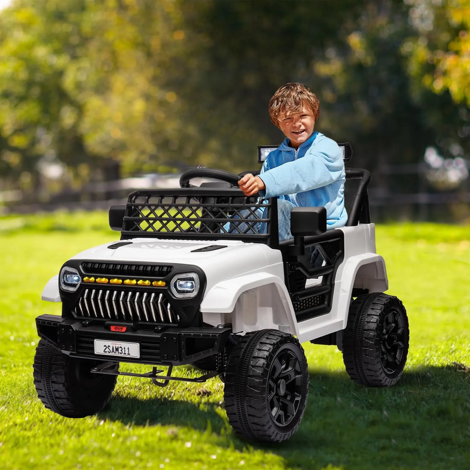 12V Kids Ride On Truck Electric Vehicle Battery Powered Car Toddlers Ride On Toy for Boys Girls with Remote Control, 4-Wheel Suspension, Battery Display, LED Lights, Music, White