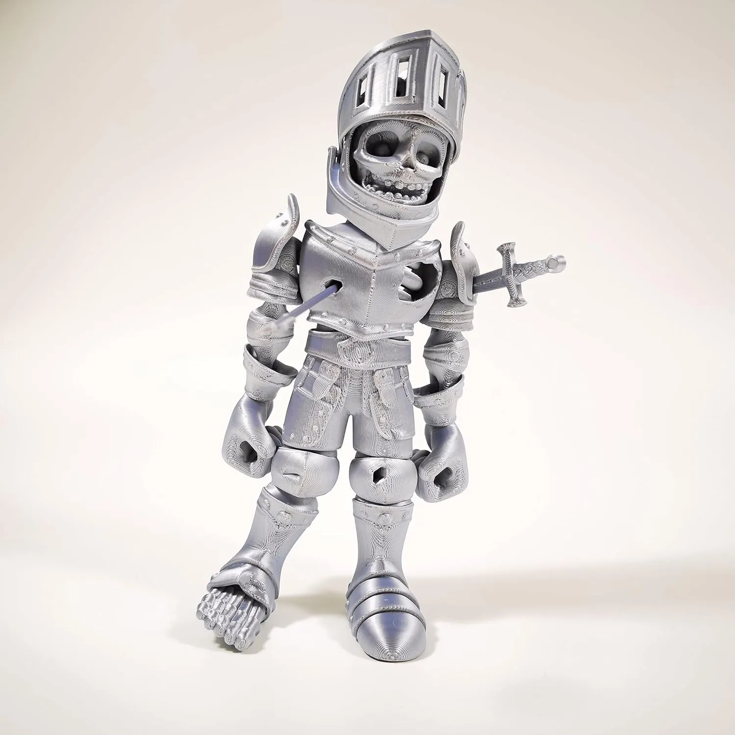 3D Printed Skeleton Knight, Articulated Skeleton Knight, Flexible Skeleton Figure with Removable Accessories, 3D Printed Fidget Toy Novelty Skeleton Halloween Decor (Silver)