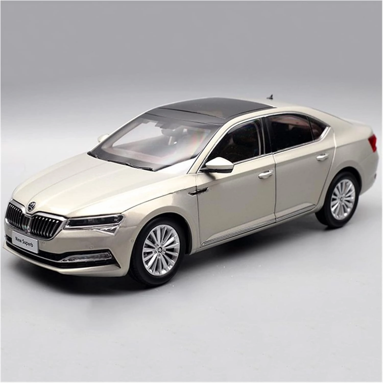 Alloy Resin Car Vehicle Model Fit for Skoda 2020 1 18 Alloy Model Adult Classic Collection Static Display Boy Toy Festive Deluxe Gift