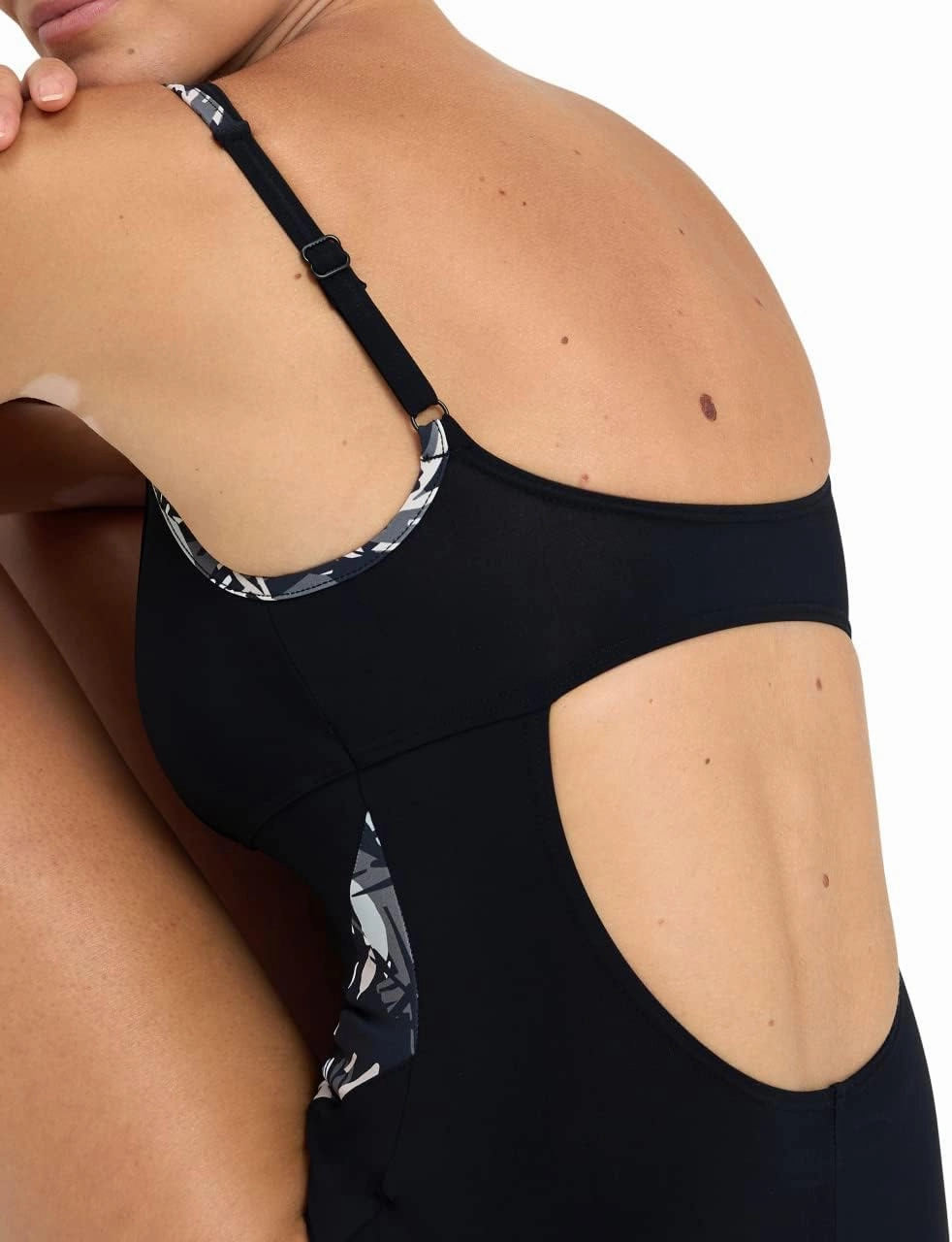 ARENA Bodylift Women's Francy B-Cup One Piece Shaping Swimsuit Strap Back UV Protection Tummy Control Ladies Bathing Suit