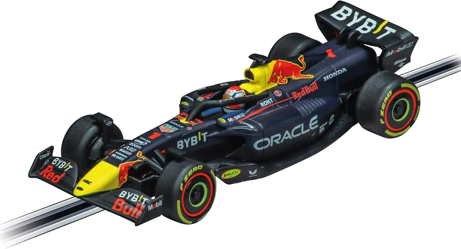 Carrera GO Electric Powered Slot Car Racing Kids Toy Race Track Set 1:43 Scale, Flying Lap
