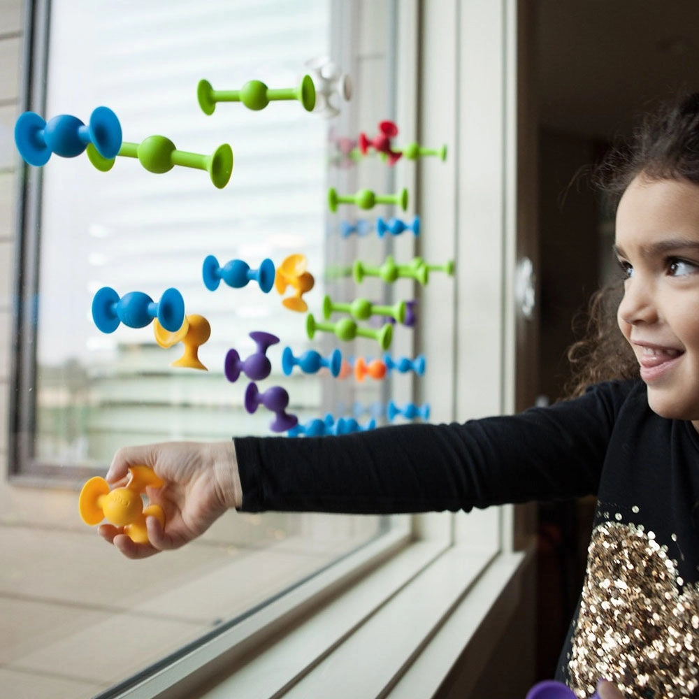 Fat Brain Toys Squigz Starter Set