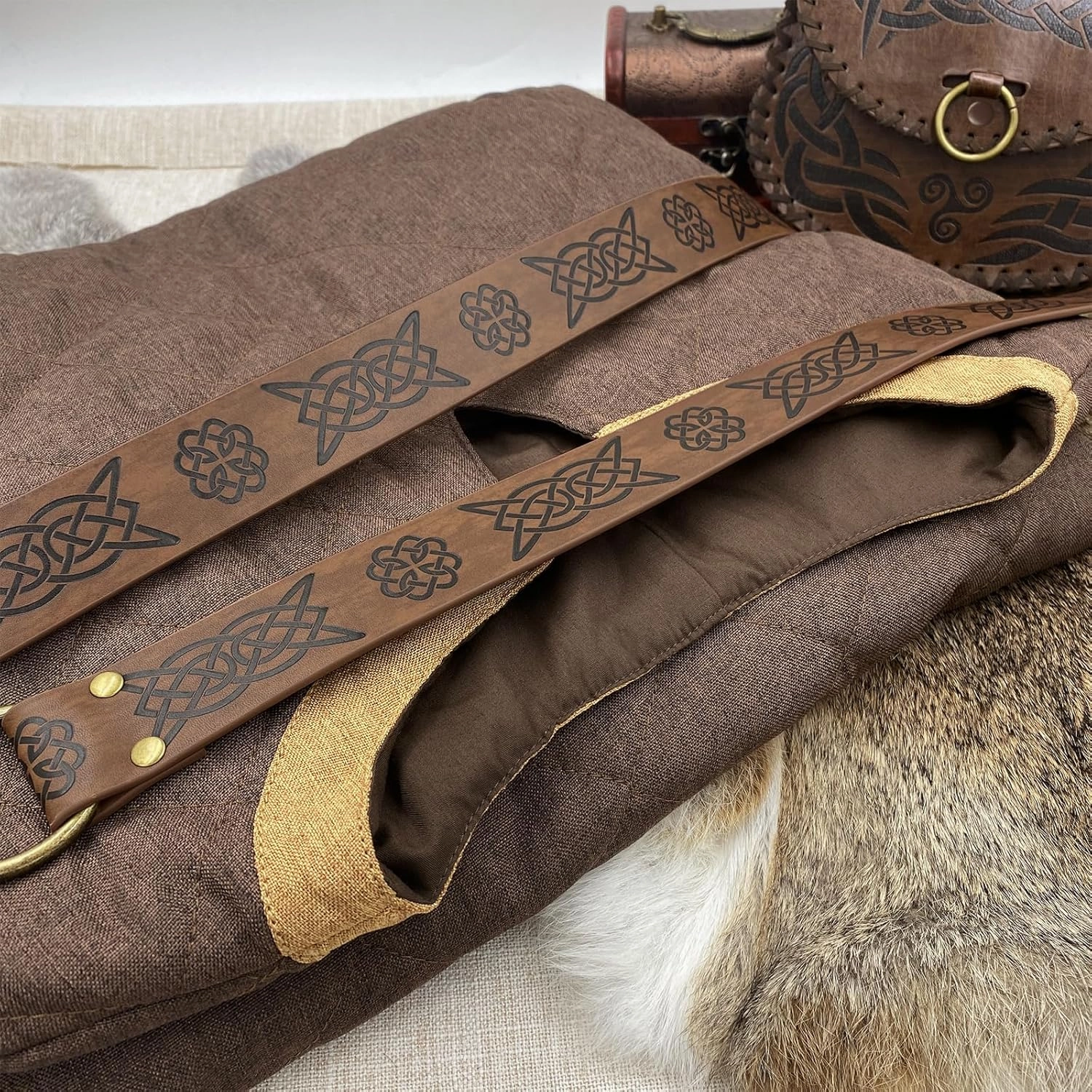 HiiFeuer Medieval Costume Tunic, With Vintage Belt and Bag, Mercenary Knight Body Cloth Armor, Renaissance LARP Cosplay Set