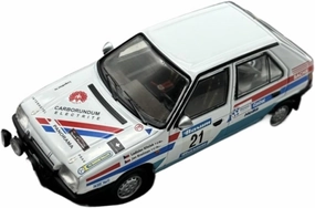 Metal Toy Vehicle Suitable for Car Lovers Racing Drivers Collectionfor Skoda 1/43 1990 136L IXO Rally Alloy Simulation Miniature Scale Vehicles