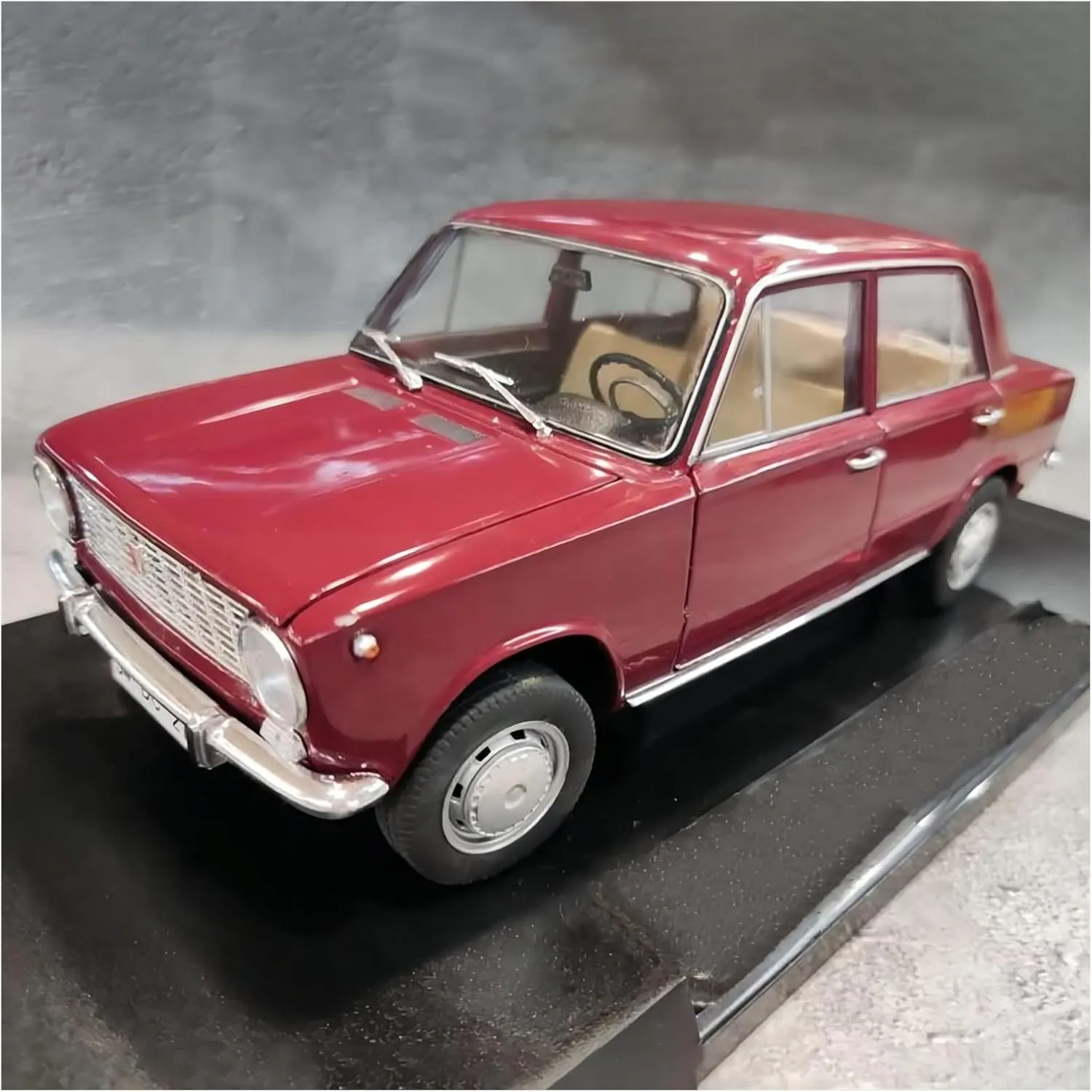 Resin Car Vehicle Model Fit for Former Soviet Union 1971 1 18 Alloy Retro Red Coupe Classic Car Model Souvenirs Collection Display Festive Deluxe Gift