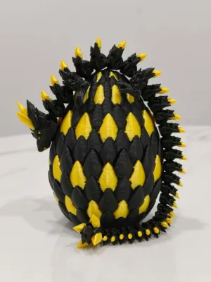 TBOLINE 3D Printed Dragon Eggs with Articulated Dragon Inside,Crystal Dragons Figures Toys,Surprise Dinosaur Eggs,Office Desk Decor,DND Gifts,Desk Toys for Kids Adult (Black Gold)